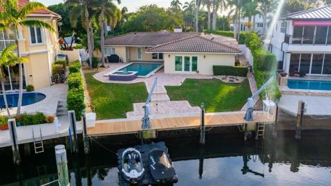 2317 NE 28th Court Lighthouse Point FL 33064