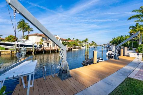 2317 NE 28th Court Lighthouse Point FL 33064