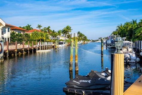 2317 NE 28th Court Lighthouse Point FL 33064