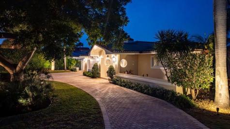 2317 NE 28th Court Lighthouse Point FL 33064