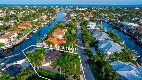 2317 NE 28th Court Lighthouse Point FL 33064