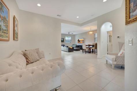 25123 SW 118th Place Cutler Bay FL 33032