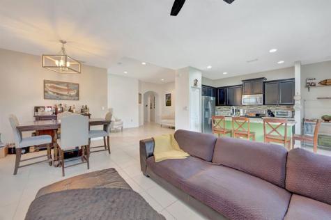 25123 SW 118th Place Cutler Bay FL 33032