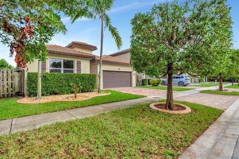 25123 SW 118th Place Cutler Bay FL 33032