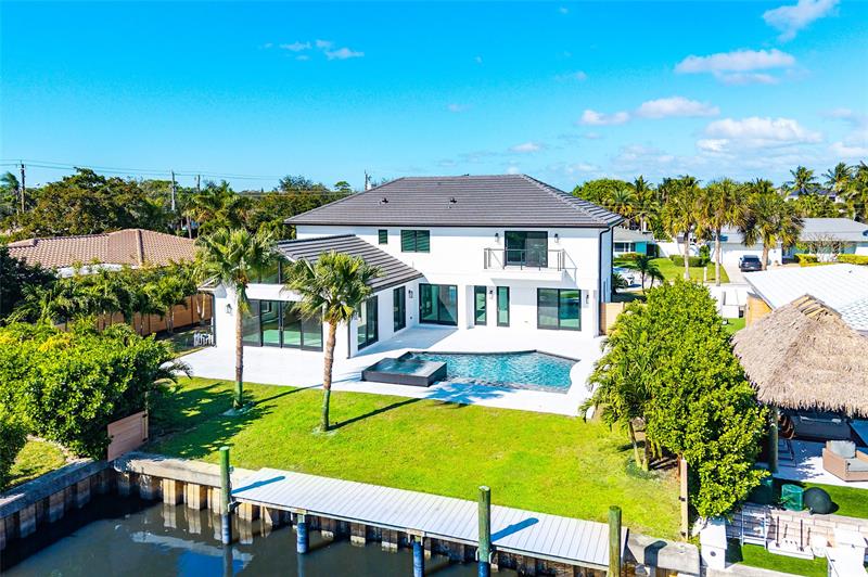 8 Leeward Circle Jupiter FL 33469