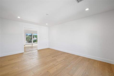 8 Leeward Circle Jupiter FL 33469