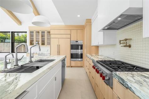 8 Leeward Circle Jupiter FL 33469