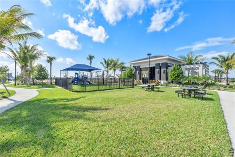 12617 Solana Bay Circle Palm Beach Gardens FL 33412