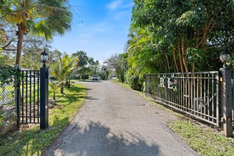 13500 Stirling Road Southwest Ranches FL 33330