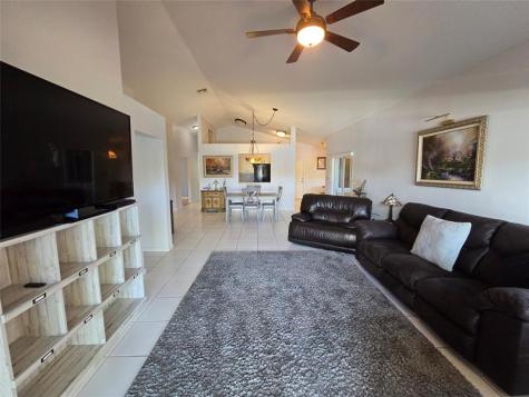 10061 NW 2nd Street Plantation FL 33324