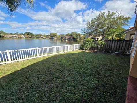 10061 NW 2nd Street Plantation FL 33324