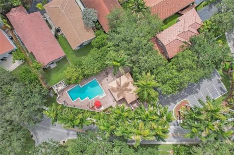 10061 NW 2nd Street Plantation FL 33324
