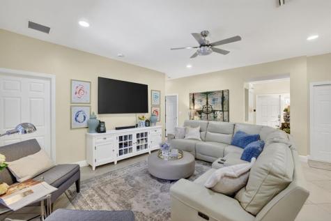 4087 NW 5th Avenue Fort Lauderdale FL 33309