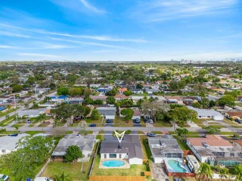 1800 N 54th Avenue Hollywood FL 33021