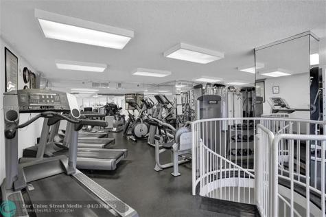 3530 Mystic Pointe Drive Aventura FL 33180