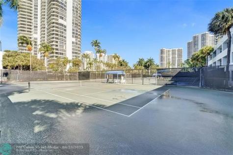3530 Mystic Pointe Drive Aventura FL 33180