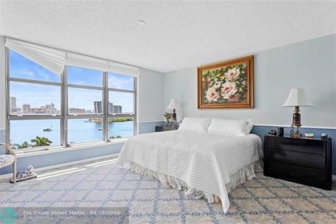 3530 Mystic Pointe Drive Aventura FL 33180
