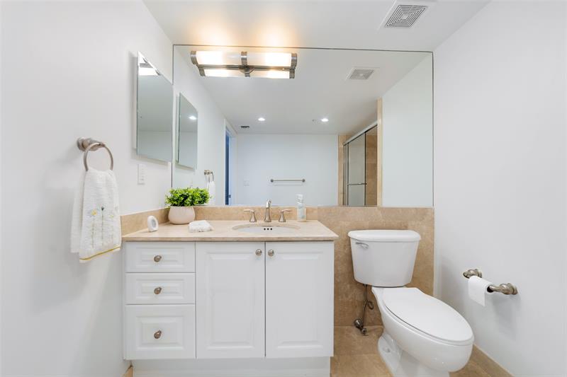 99 SE Mizner Boulevard Boca Raton FL 33432