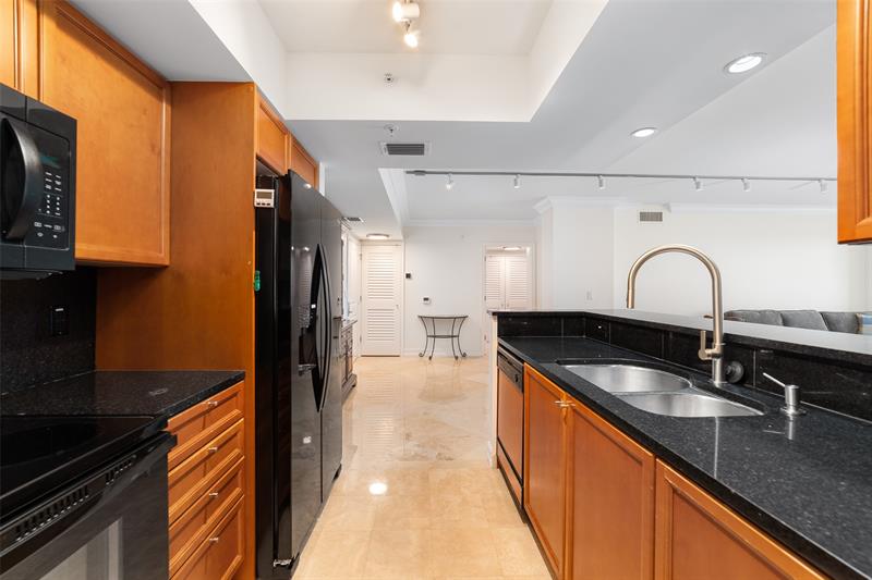 99 SE Mizner Boulevard Boca Raton FL 33432