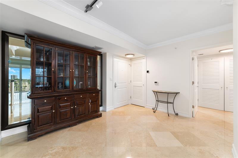 99 SE Mizner Boulevard Boca Raton FL 33432