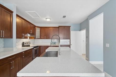 15895 NW 5th Street Pembroke Pines FL 33028