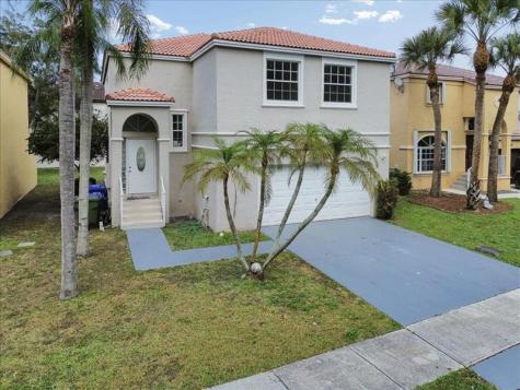 15895 NW 5th Street Pembroke Pines FL 33028