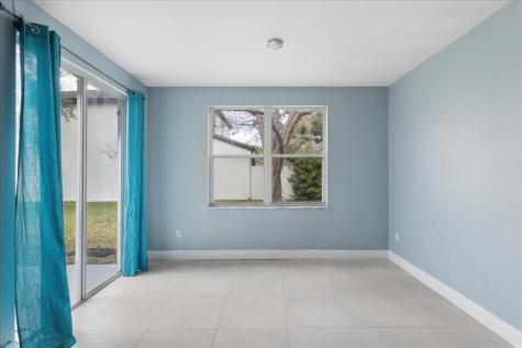 15895 NW 5th Street Pembroke Pines FL 33028