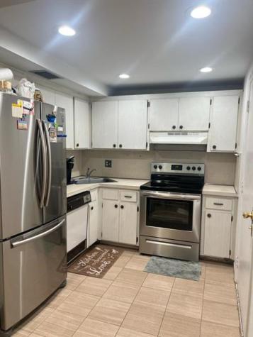 4000 N Hills Drive Hollywood FL 33021