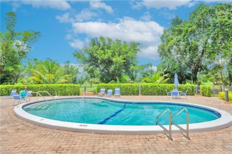 4000 N Hills Drive Hollywood FL 33021
