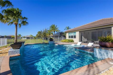 10712 SW Matisse Port St Lucie FL 34987