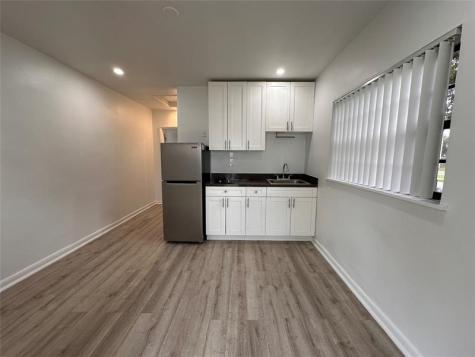 1291 NW 40 Miami FL 33142