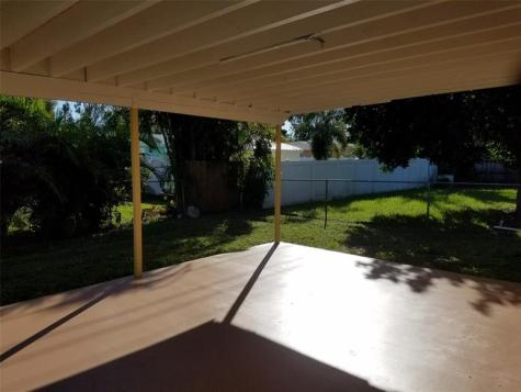 9444 SW 52nd Place Cooper City FL 33328