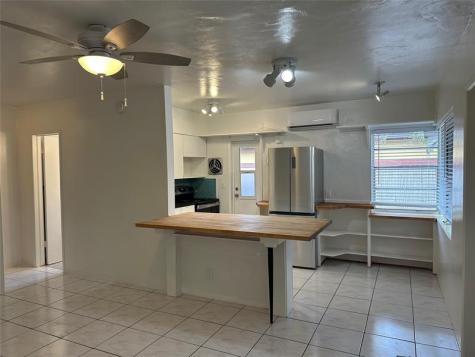 1101 NE 17 Way Fort Lauderdale FL 33304