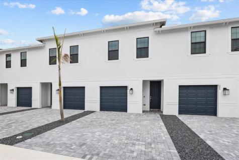 288 SW Sally Way Stuart FL 34997