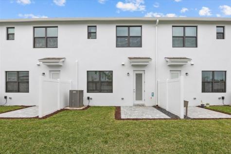 288 SW Sally Way Stuart FL 34997