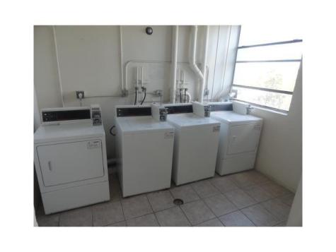 2401 Riverside Drive Coral Springs FL 33065