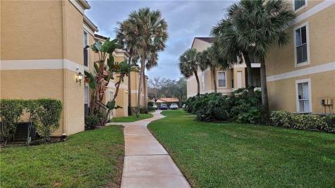 805 Riverside Drive Coral Springs FL 33071