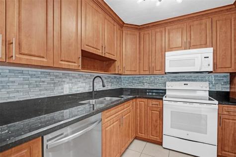 6101 NE 7th Avenue Oakland Park FL 33334