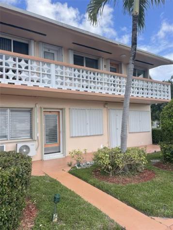 815 SW 10 Terrace Hallandale Beach FL 33009