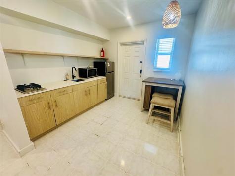 1941 Washington Street Hollywood FL 33020