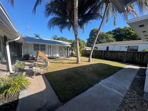 1941 Washington Street Hollywood FL 33020