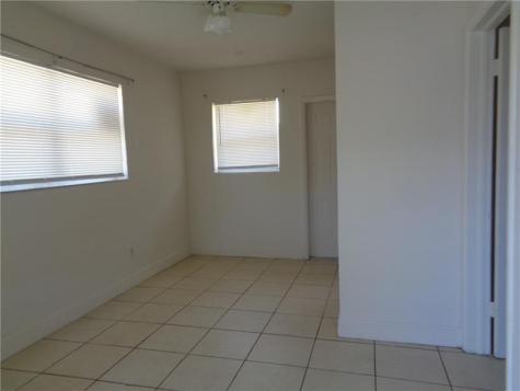711 SW 9th Street Dania Beach FL 33004