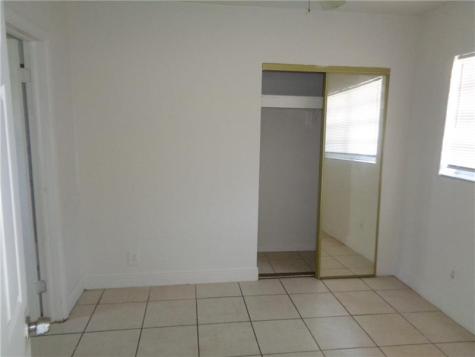 711 SW 9th Street Dania Beach FL 33004