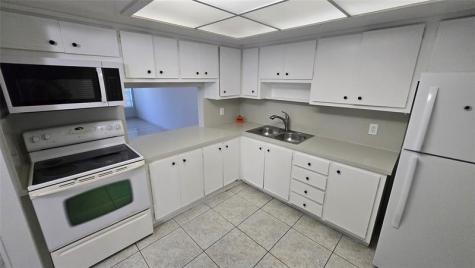 16800 NE 15th Avenue North Miami Beach FL 33162