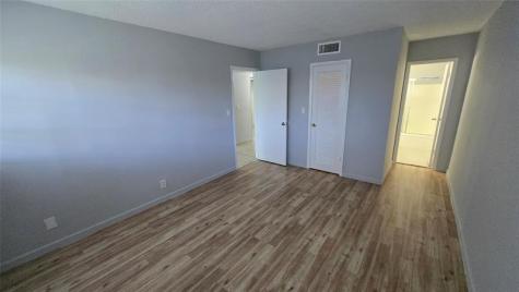 16800 NE 15th Avenue North Miami Beach FL 33162