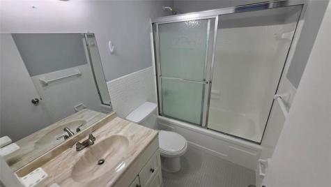 16800 NE 15th Avenue North Miami Beach FL 33162