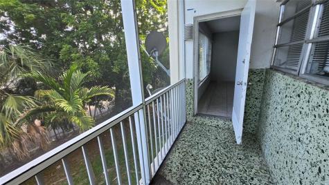 16800 NE 15th Avenue North Miami Beach FL 33162