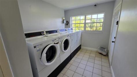 16800 NE 15th Avenue North Miami Beach FL 33162