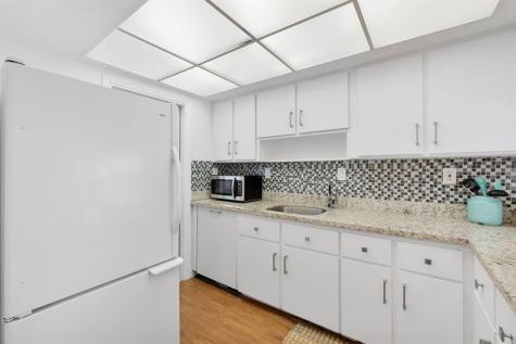 2301 NE 14th Street Causeway Pompano Beach FL 33062