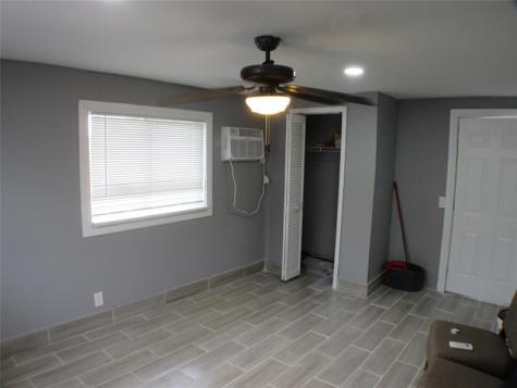 516 SE 4th Terrace Cape Coral FL 33990